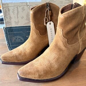 Tecovas Women's Brown Suede Boot. Style: The Daisy. Color: Sienna. Never worn.